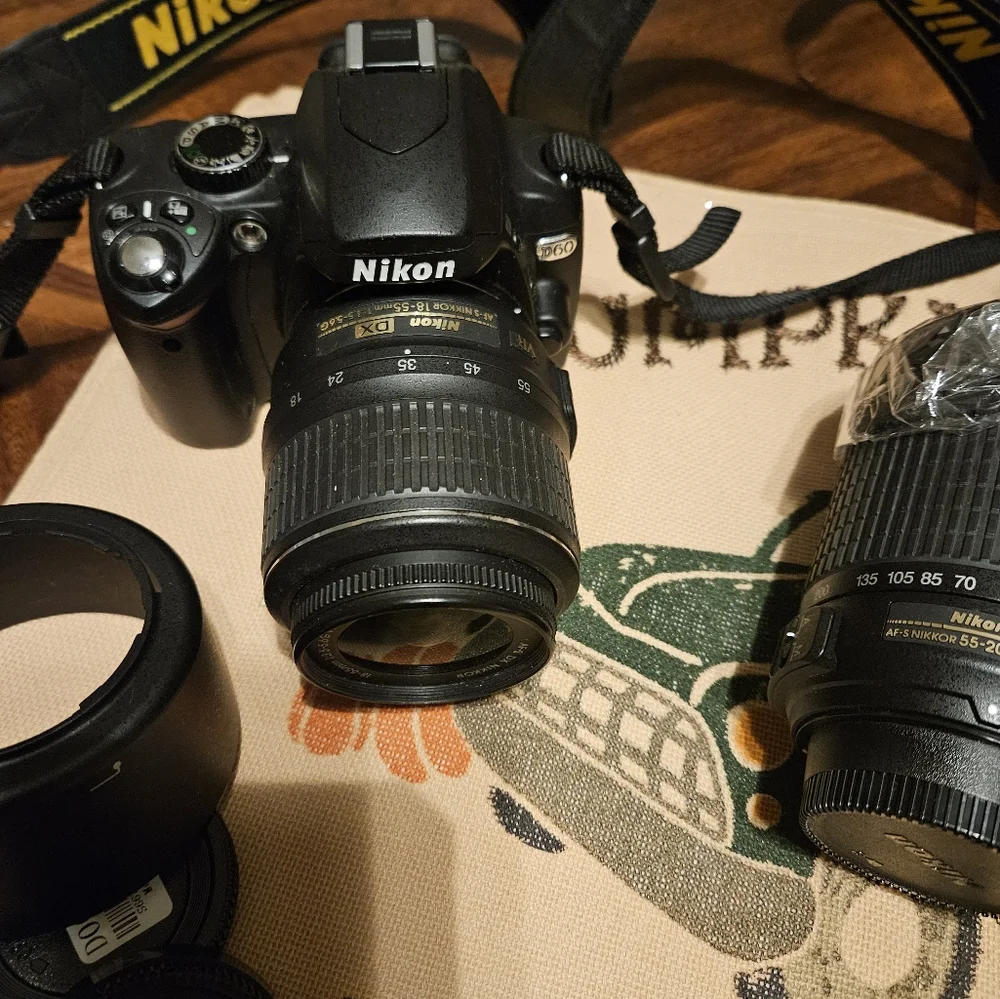Excellent condition Nikon D60 with two lenses and one new!